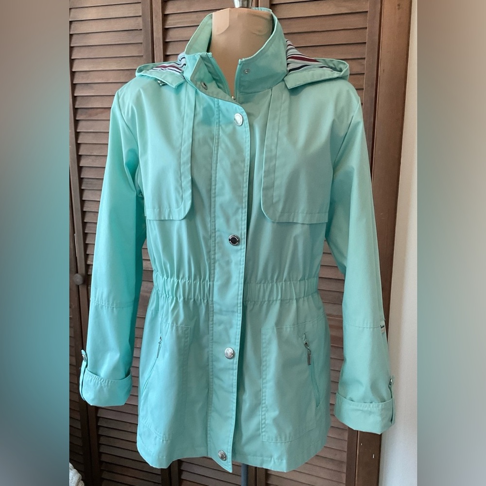 Macintosh New England Rain Jacket With Hood